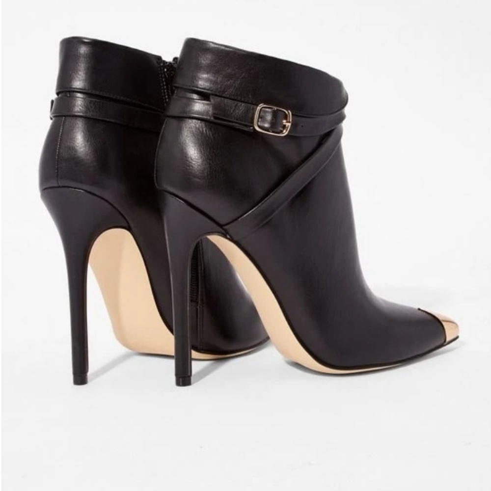 Stilletto booties